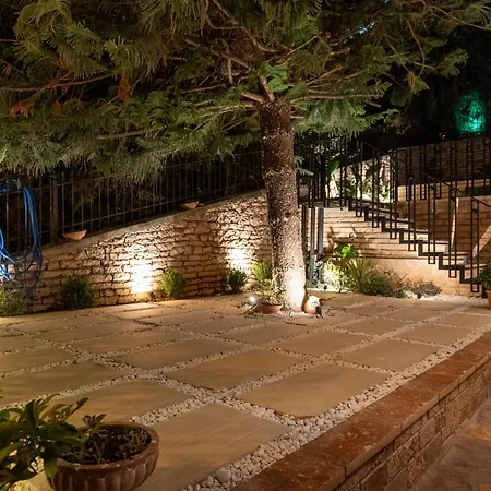 Hotel Kamara Sarande