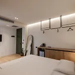 Kamara Hotel *