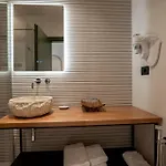 Kamara Hotel *