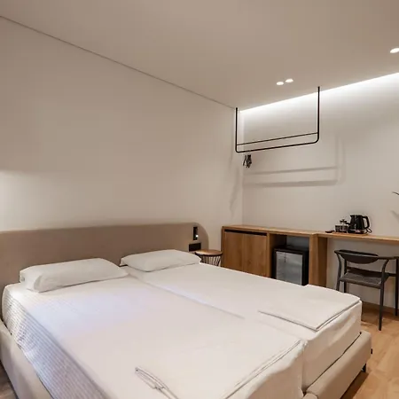 Kamara 酒店 Sarandë