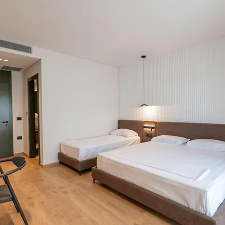 酒店 Kamara Sarandë