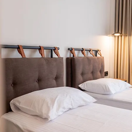 Kamara Hotel