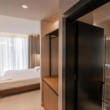 Kamara Hotel